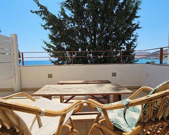 Pefkos Beachfront Villa - Pefki - Balcony