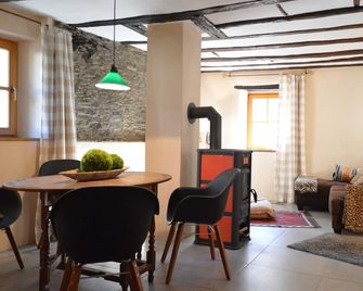 Cosy 1800 Farmhouse With Sauna - Roes - Essbereich