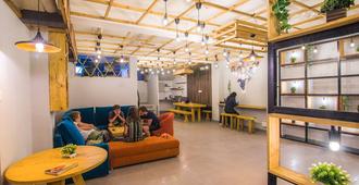 Madpackers Hostel Agra - Agra - Lounge