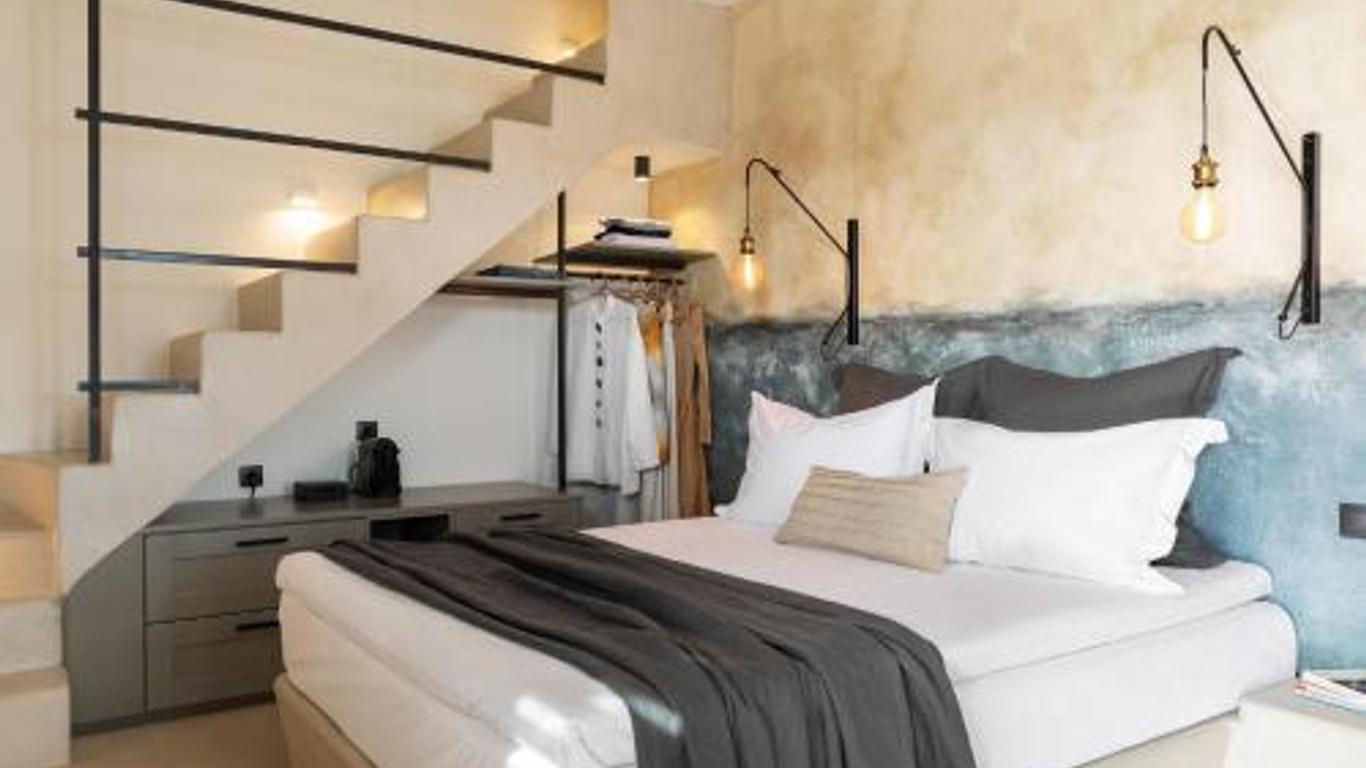 Chora Kythnos Suites adults only