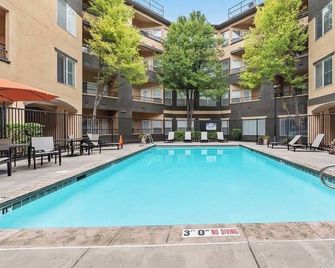Downtown Condo Near Convention Center (Disability Access) - Salt Lake City - Pool