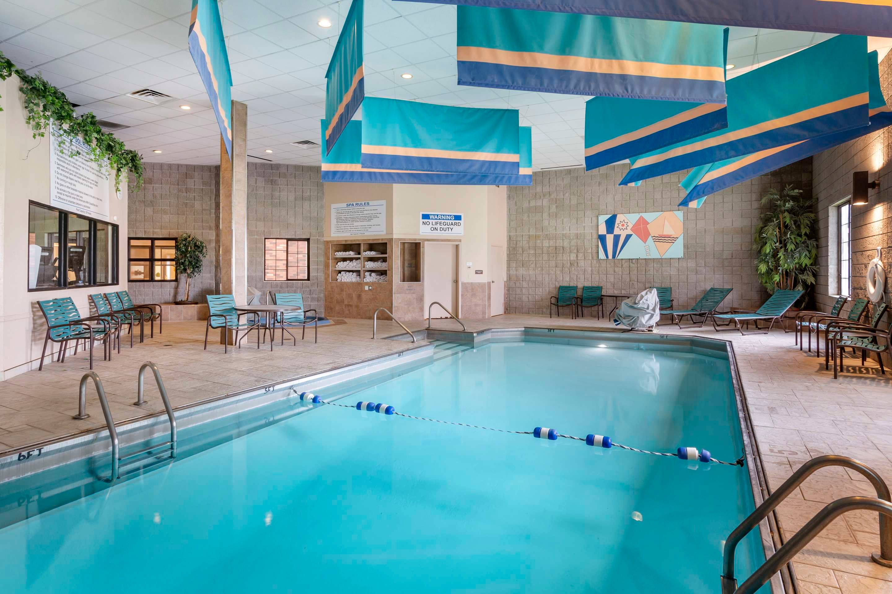 Pool view of Best Western Plus Butte Plaza Inn