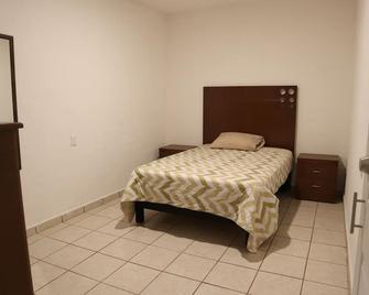 Hostal Purisima - San Francisco del Rincón - Bedroom