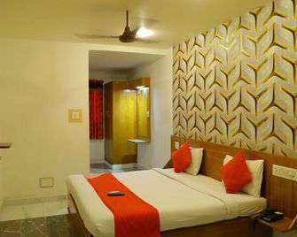 Brindhavan Hotels - Tiruppur - Habitación