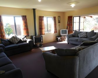 Laughing Kiwi Backpackers - Motueka - Salon