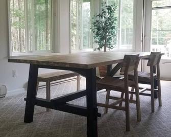 Catskills Woodland Escape: River, Festivals & More - Barryville - Comedor