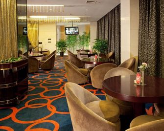 Jinling Yangzhou Hotel - Yangzhou - Lounge