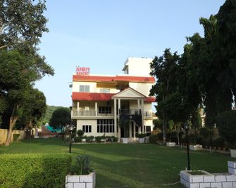 Amrit Resort - Alwar - Building