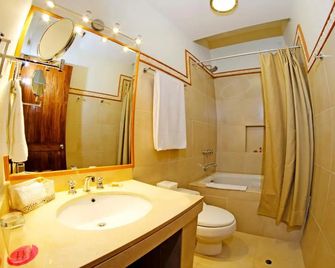 Casa Hacienda San Jose - El Carmen - Bathroom