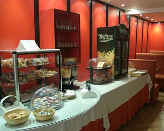 Hotel Cabañas - Puertollano - Buffet