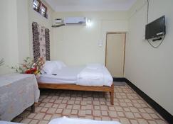 Kirtti Homestay - Guwahati - Bedroom
