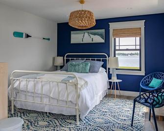 Harbor View Landing, Mystic Ct - The Cove Waterfront Cottage - Mystic - Bedroom
