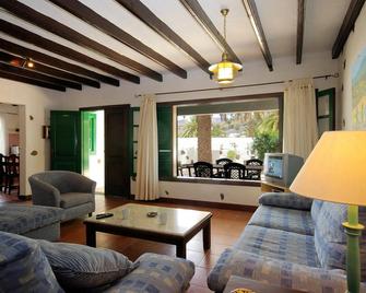 Villas Finca La Crucita - Haría - Sala de estar