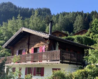 Charming Country Valais Switzerland - Chamoson - Bâtiment