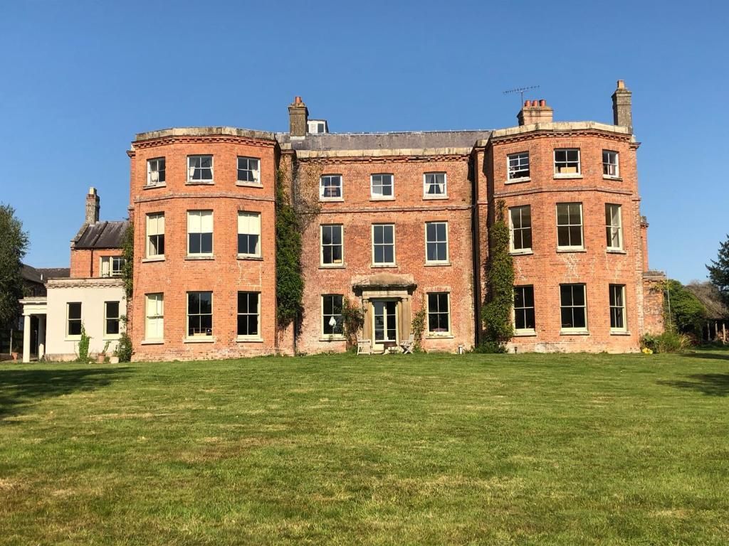 Caynham Court - Ludlow - Building