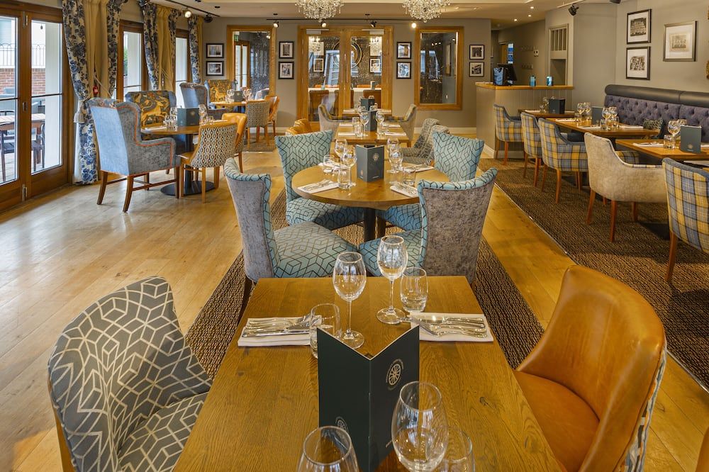 The White Horse Hotel, Romsey, Hampshire thumbnail 2