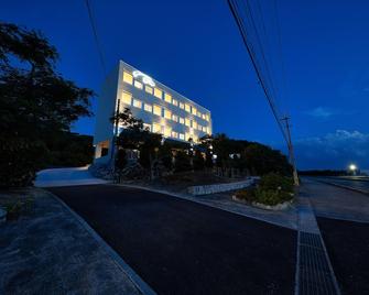 Marea Resort Motobu - Motobu - Edificio
