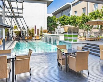 City Lodge Hotel at OR Tambo International Airport - Kempton Park - Pool