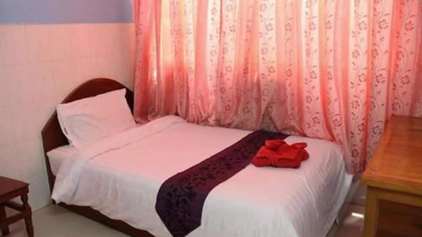 Capitol 3 Guest House