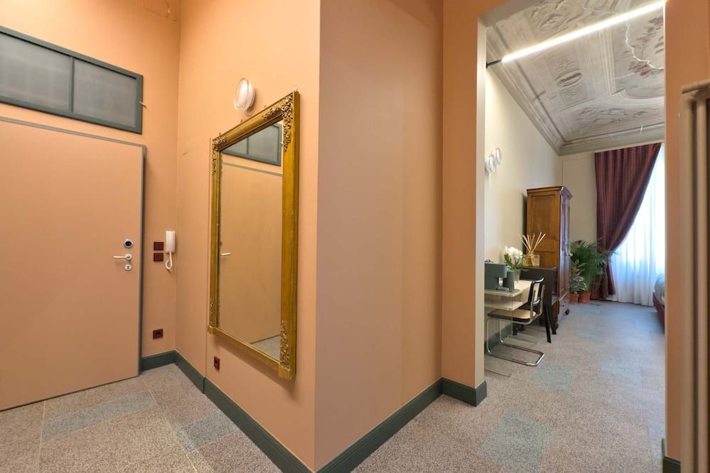 Homeby, Cinisca Suites - Bologna - Hall