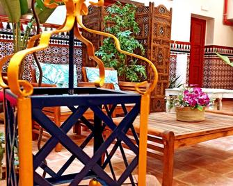 Vivian's Guest House - חרז דה לה פרונטרה - פטיו