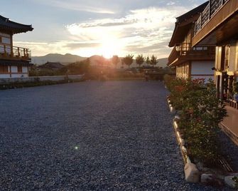 GyeongJu Ran Han-ok - Gyeongju - Vista del exterior