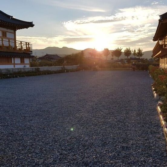 Outdoors view view of GyeongJu Ran Han-ok