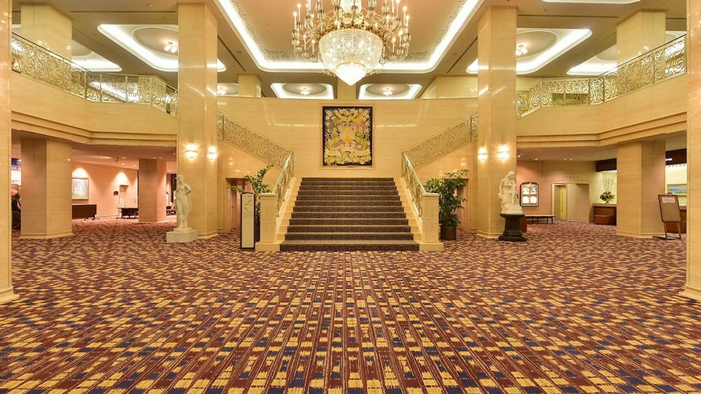 Shizuoka Country Hamaoka Course & Hotel