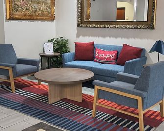 Garner Hotel Tyler Southwest by IHG - Tyler - Huiskamer