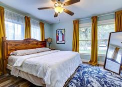 Fort Lauderdale Vacation Rental about 4 Mi to Beach - Fort Lauderdale - Bedroom