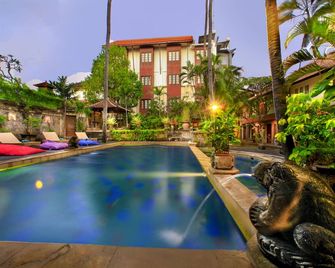 Restu Bali Hotel - Kuta - Pool