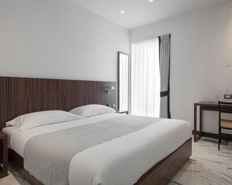 MY Bed Montenapoleone - Milan - Bedroom