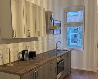Appartement 'Hans' in Köthen mit 4 Schlafzimmern - Köthen - Cocina