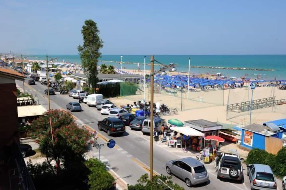 Hotel Velus - Civitanova Marche - Beach