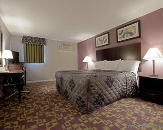 Mount Holyoke Inn - Holyoke - Bedroom