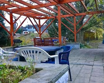 Gästehaus Peterhoff - Düren - Patio