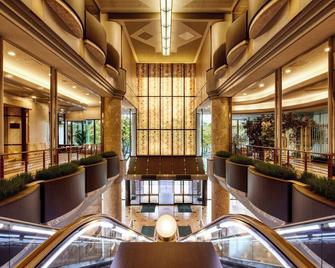 Royal Pines Hotel Chiba - צ'יבה - לובי