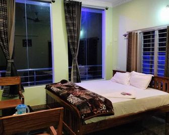 Yelagiri Goldhill Resort - Yelagiri - Bedroom