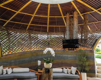 Ulaman Eco Luxury Resort - Tabanan - Patio