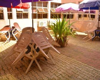Dikord Hotel and Events Centre - Abeokuta - Patio