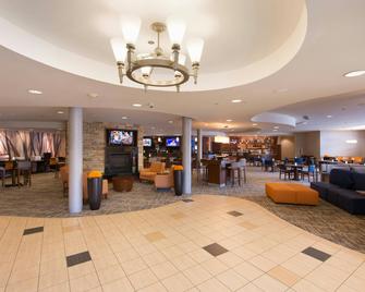 Courtyard by Marriott Canton - North Canton - Lobby