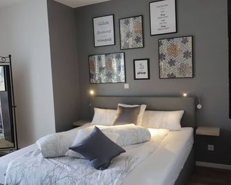 Ferienwohnung Sperlich Quartier - Bad Berleburg - Bedroom