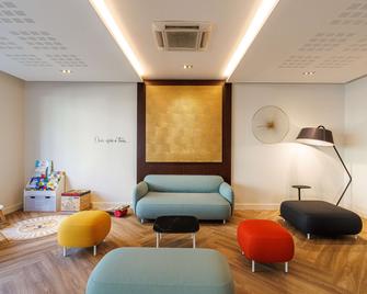 Aparthotel Adagio Nice Centre - Nicea - Hol