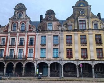 Au Coeur De La Grand Place - Arras