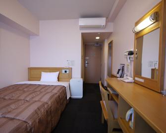 Hotel Route-Inn Kitakami Ekimae - Kitakami - Bedroom