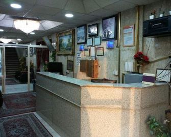 Al Eairy Serviced Apartments Company is a one person company Al Ahsa 2 - Hofuf - Front desk