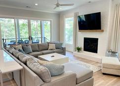 Available Clemson games! September specials! Brand New. Near Clemson! - West Union - Living room