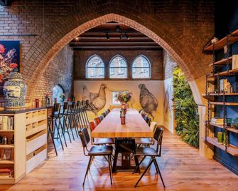 Bunk Hotel Amsterdam - אמסטרדם - חדר אוכל