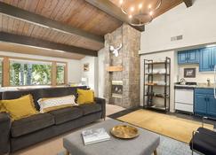Aspenwood by Snowmass Vacations - Snowmass Village - Living room