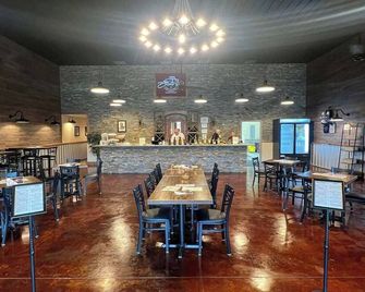 Farm House at the Winery in Crossville, TN - Crossville - Restaurace